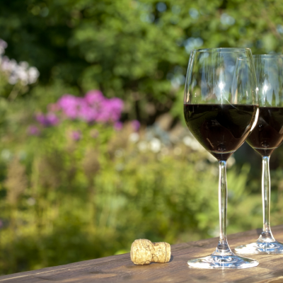 Twee flessen wijn per avond